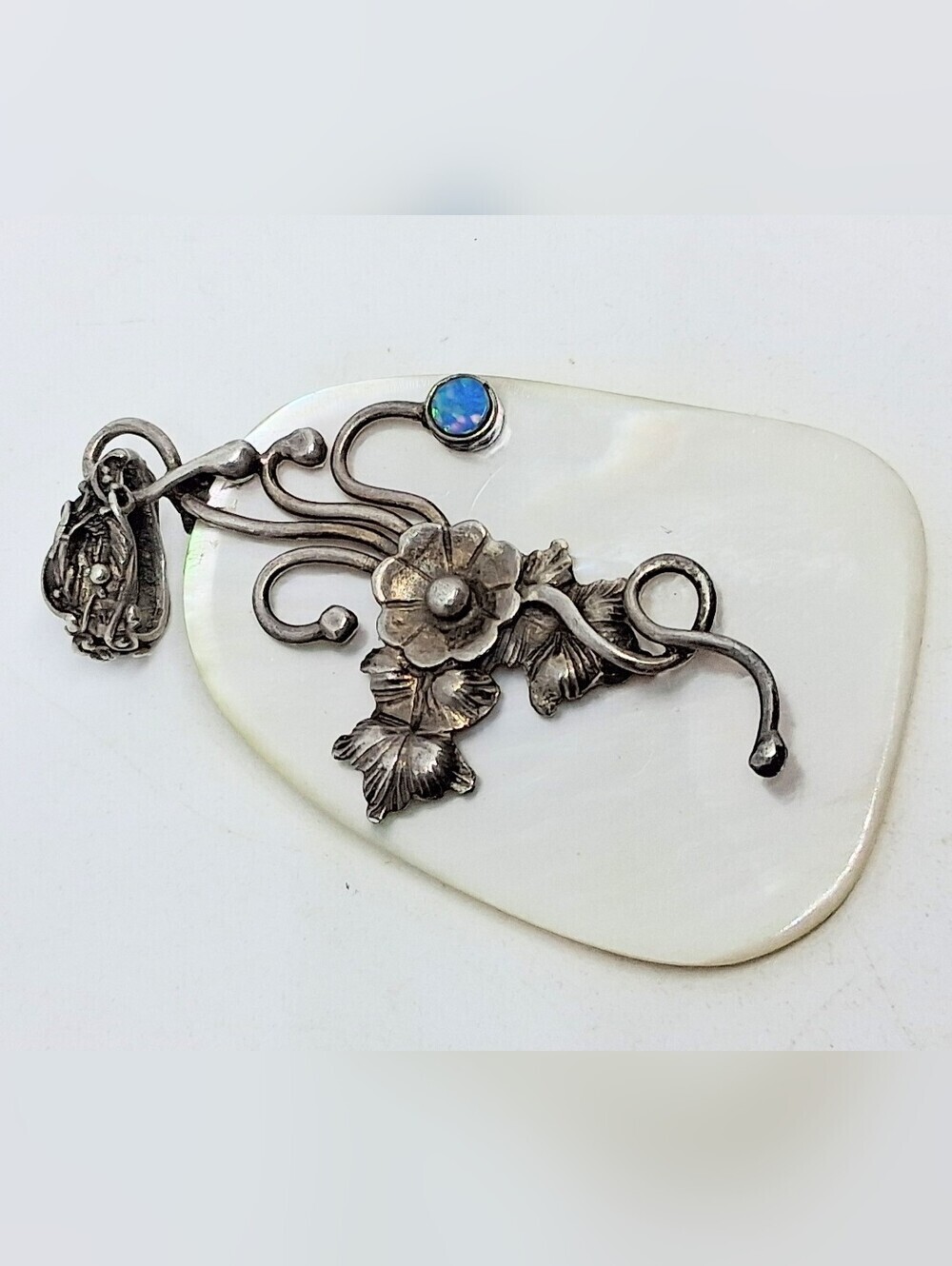 * Vintage Artisan Sterling Silver 925 Mother Of Pearl Lab Opal Necklace Pendant